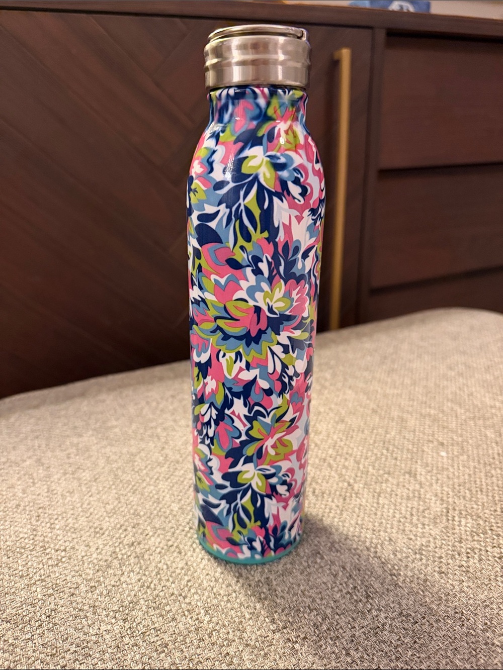 Swig Life 20oz Sport Bottle - Frilly Lilly Floral Stainless Steel Water Bottle
